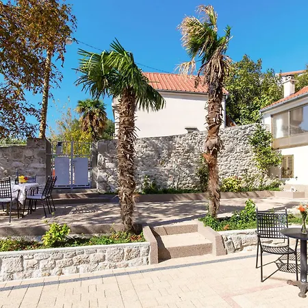 Mazor By Interhome *